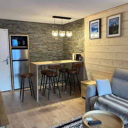 Vue Pistes 5 Personnes Entièrement Rénové Et Labellisé Qualité Sybelles Appartement Le Corbier